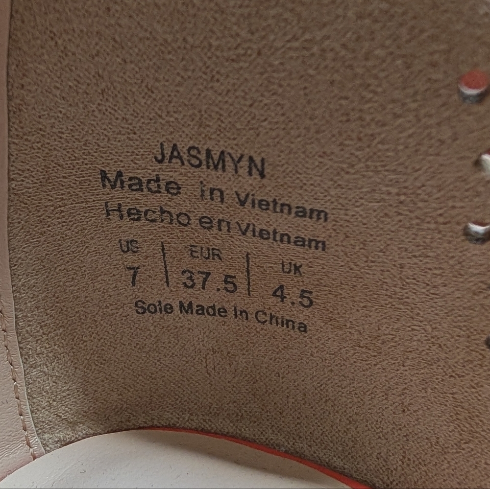 Kelly & Katie Coral Scalloped Ankle-Strap Heels - Picture 5 of 7